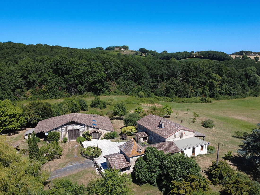Villa in Segalas, Nouvelle-Aquitaine, France 1 - 18927646