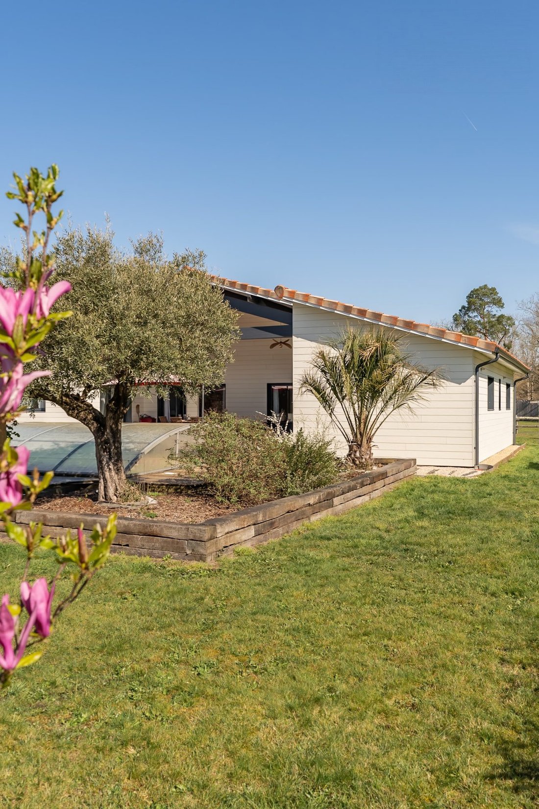House in Salles, Nouvelle-Aquitaine, France 1 - 17508344