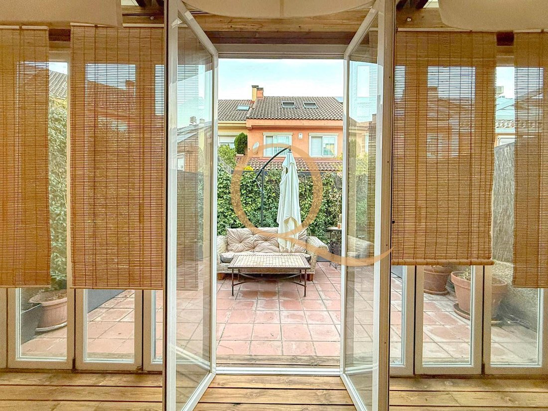 Townhouse in Barajas, Madrid, Spain 5 - 18923700