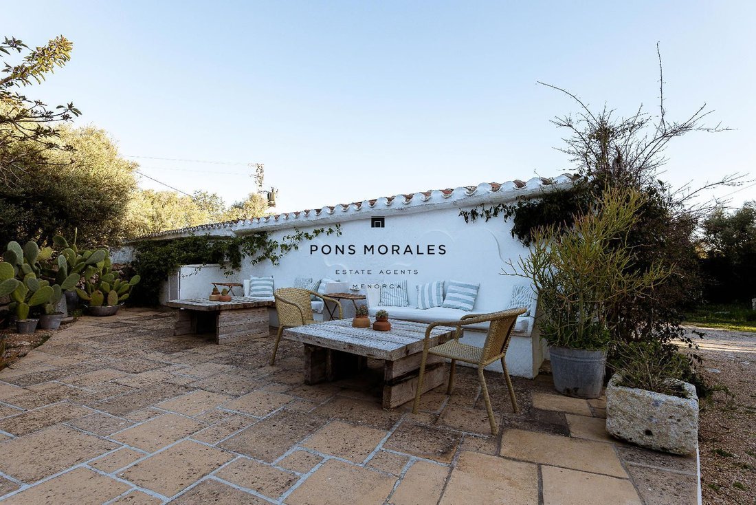 Finca in es Castell, Balearic Islands, Spain 3 - 18926889
