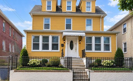 House in New York, New York, United States 1