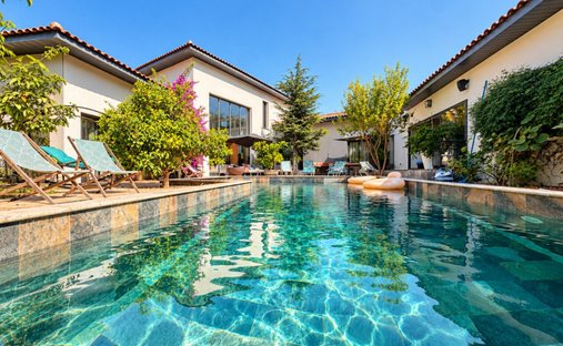 Villa in Cessenon-sur-Orb, Occitania, France 1