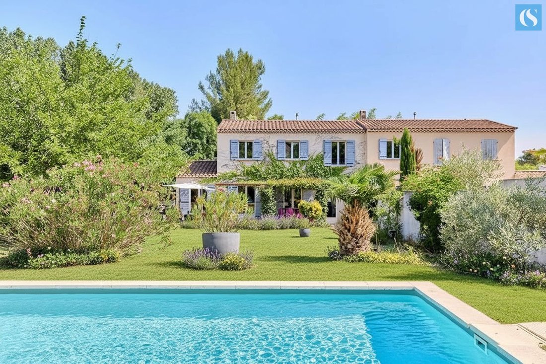 Maison à Granettes-Jauberte-Sainte Anne, Aix-en-Provence, France 1 - 18924078