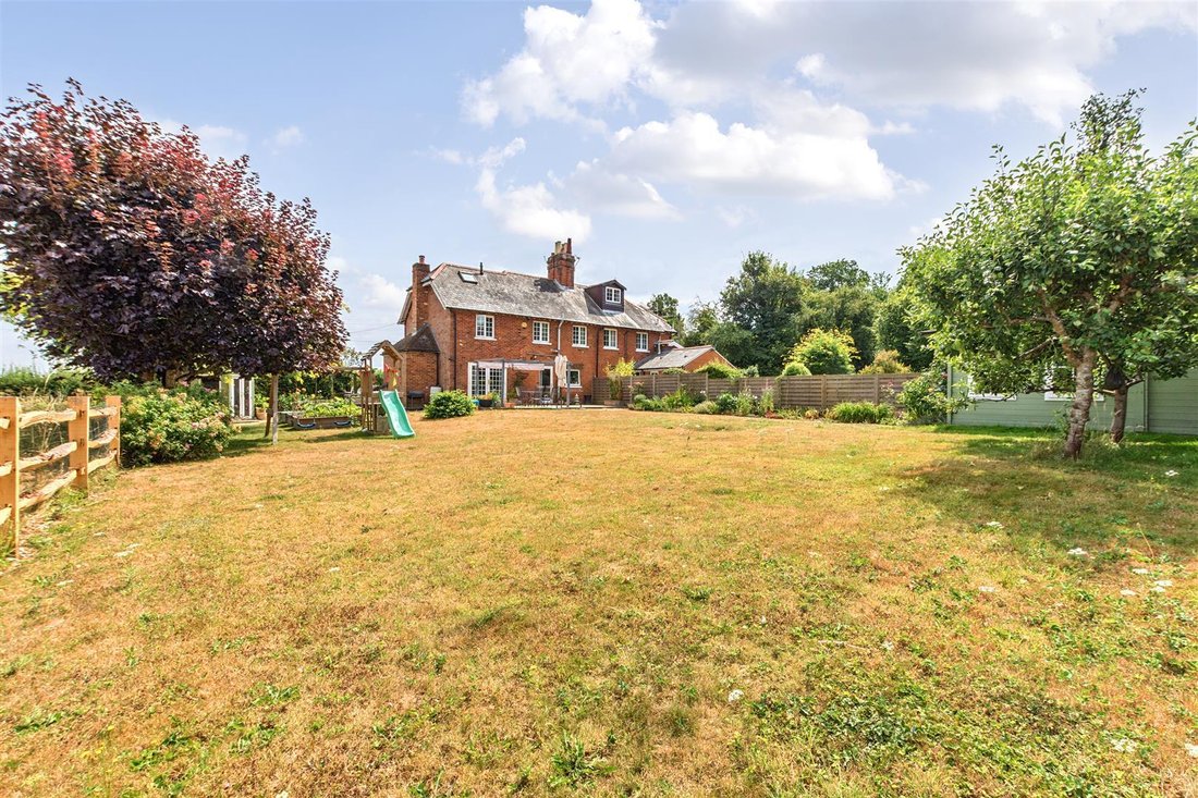 House in Pratts Bottom, Bromley, England 4 - 18925635
