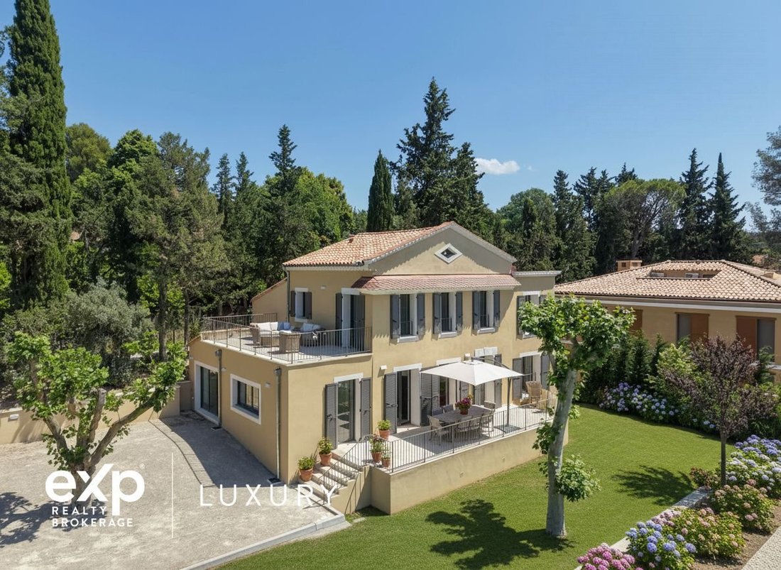 Country House in Granettes-Jauberte-Sainte Anne, Aix-en-Provence, France 1 - 17362730
