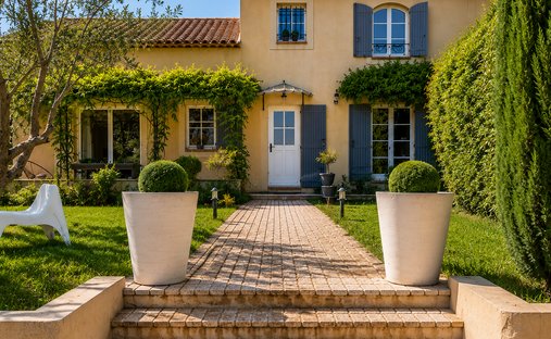 House in Granettes-Jauberte-Sainte Anne, Aix-en-Provence, France 1