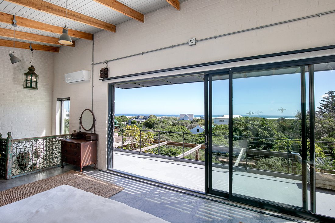 House in Noordhoek, South Peninsula, Cape Town 2 - 17780384