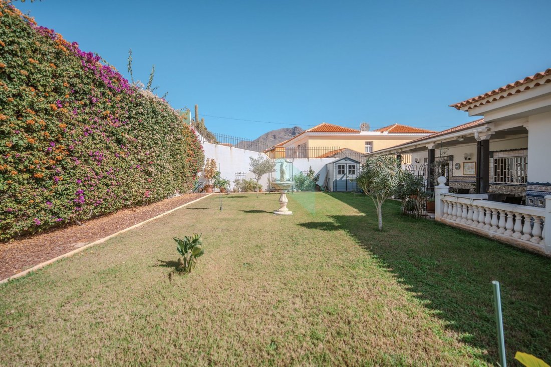 Villa in Arona, Canary Islands, Spain 2 - 15354852