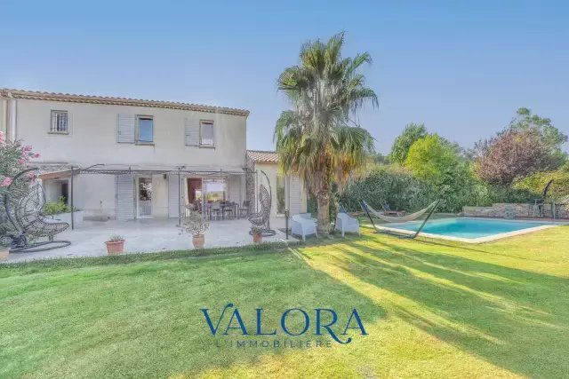 Maison à Le Tholonet, Provence-Alpes-Côte d'Azur, France 1 - 18584136