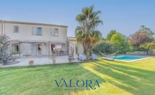 House in Le Tholonet, Provence-Alpes-Côte d'Azur, France 1