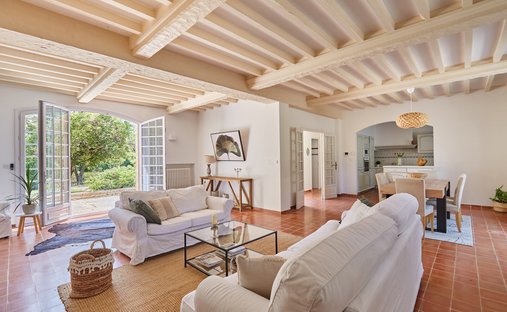 House in Granettes-Jauberte-Sainte Anne, Aix-en-Provence, France 1
