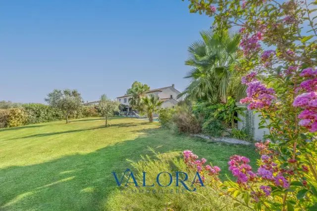Maison à Le Tholonet, Provence-Alpes-Côte d'Azur, France 5 - 18584136