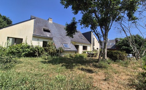 House in Clohars-Carnoët, Brittany, France 1