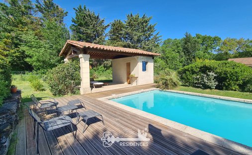 Villa a Uzès, Occitania, Francia 1
