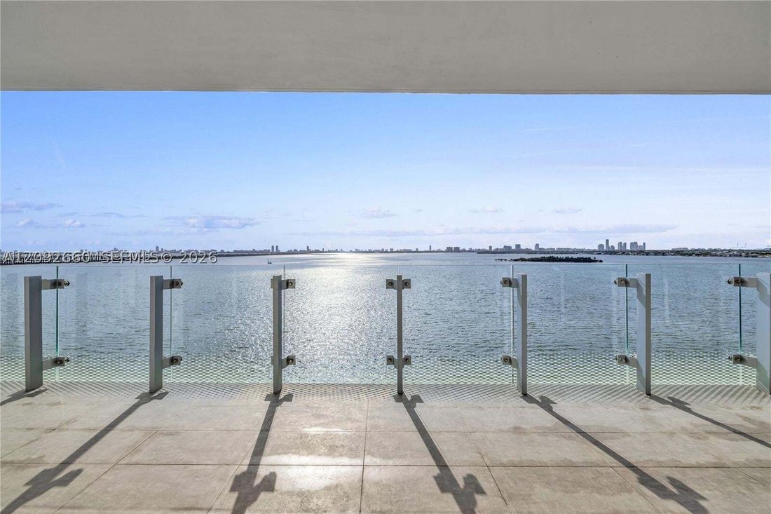 Condo in Miami, Florida, United States 4 - 18926111