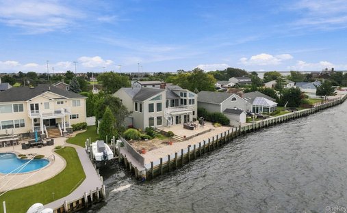 Haus in Amityville, New York, Vereinigte Staaten 1