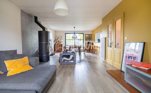 Villa in Sillon, Saint-Etienne-de-Montluc, France 1