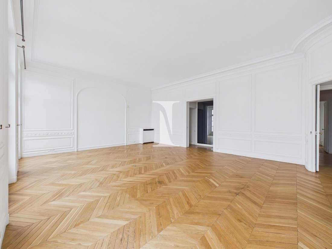 Apartment in Bois de Boulogne, Paris 16e Arrondissement, Paris 4 - 18928035