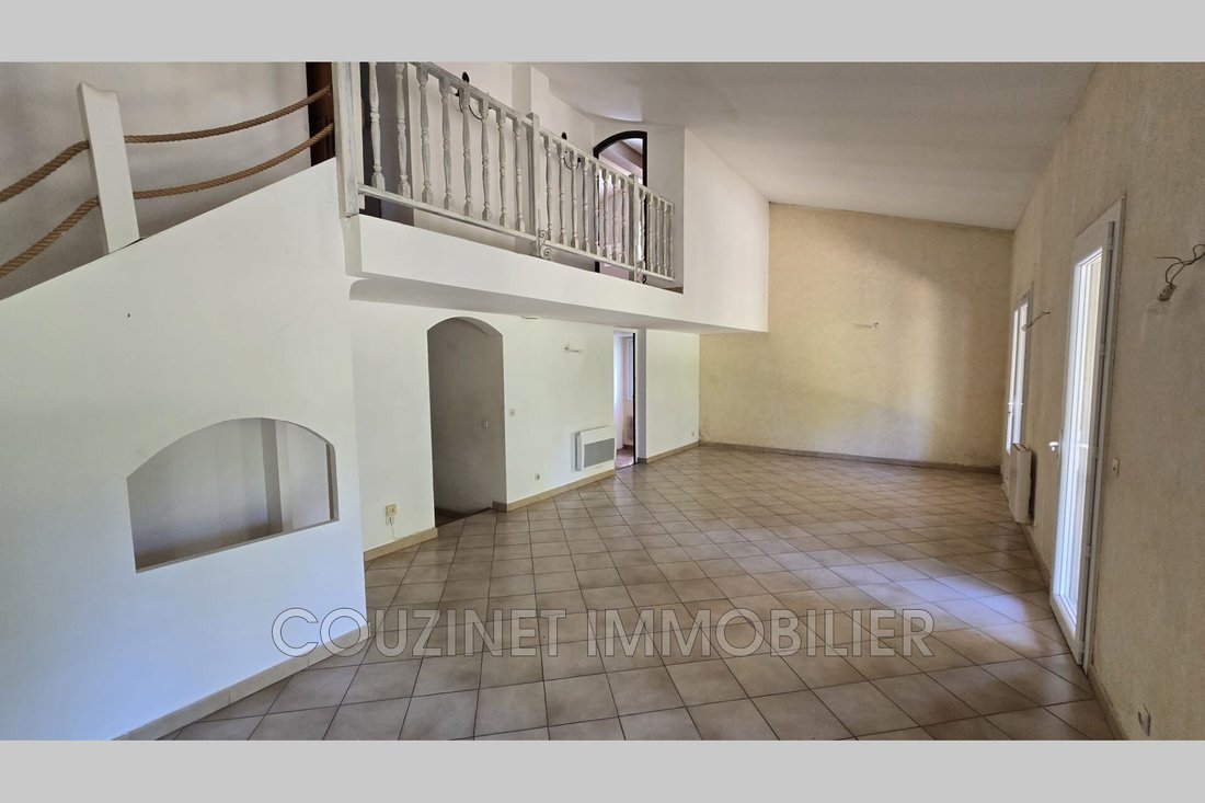 Villa in Centre Ville, Le Beausset, France 2 - 18923714