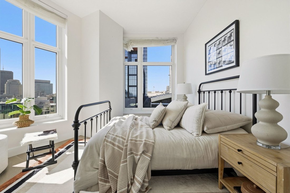 Condo in Boston, Massachusetts, United States 4 - 18926718