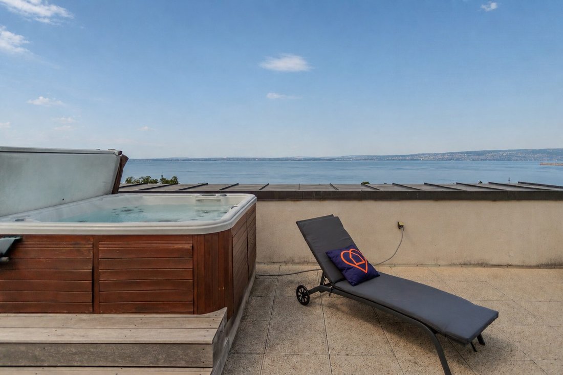 Apartment in Bord du Lac, Evian-les-Bains, France 5 - 18614943