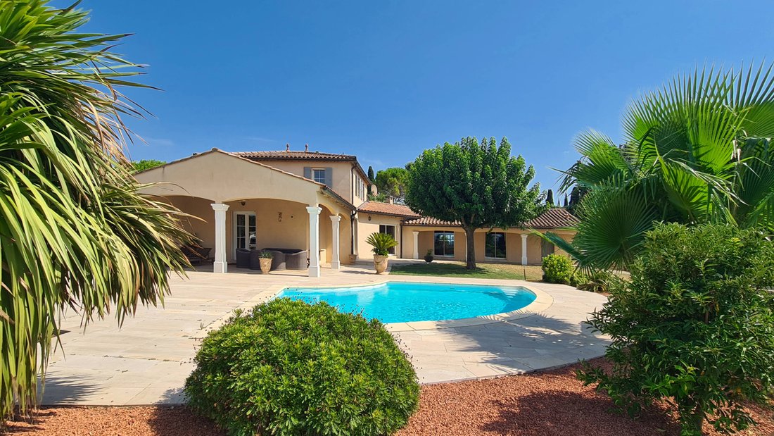 House in Uzès, Occitania, France 1 - 18924014