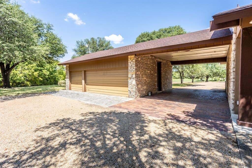 House in Lancaster, Texas, United States 5 - 18926489