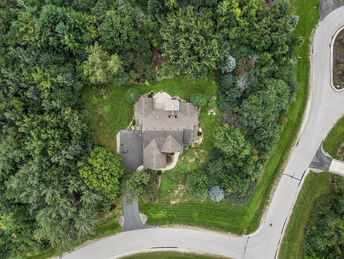 House in Caledonia, Wisconsin, United States 2 - 18925054