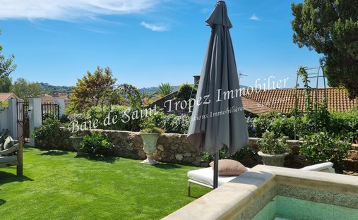 Apartment in Zone Ouest Urbaine, Saint-Tropez, France 1