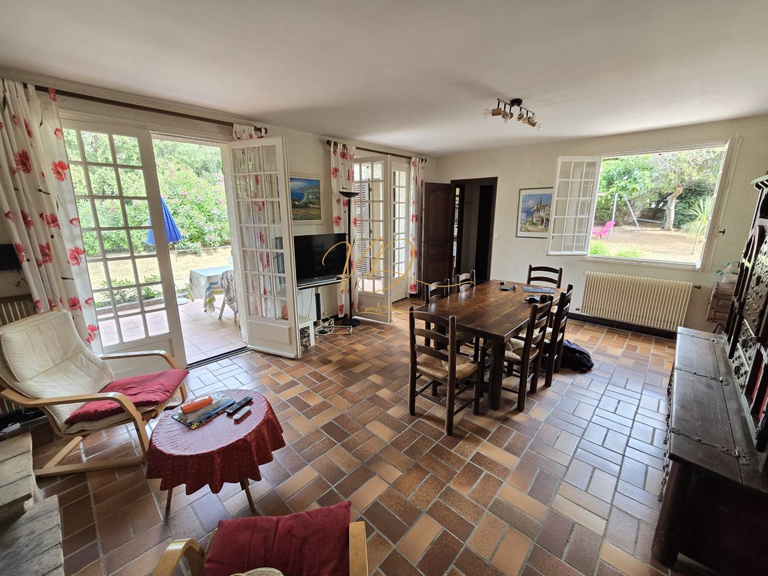 Villa in La Croix-Valmer, Provence-Alpes-Côte d'Azur, France 4 - 18926866