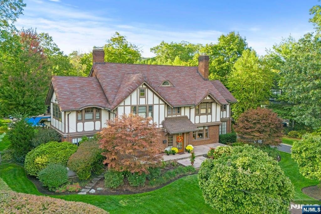 House in Montclair, New Jersey, United States 1 - 18925172