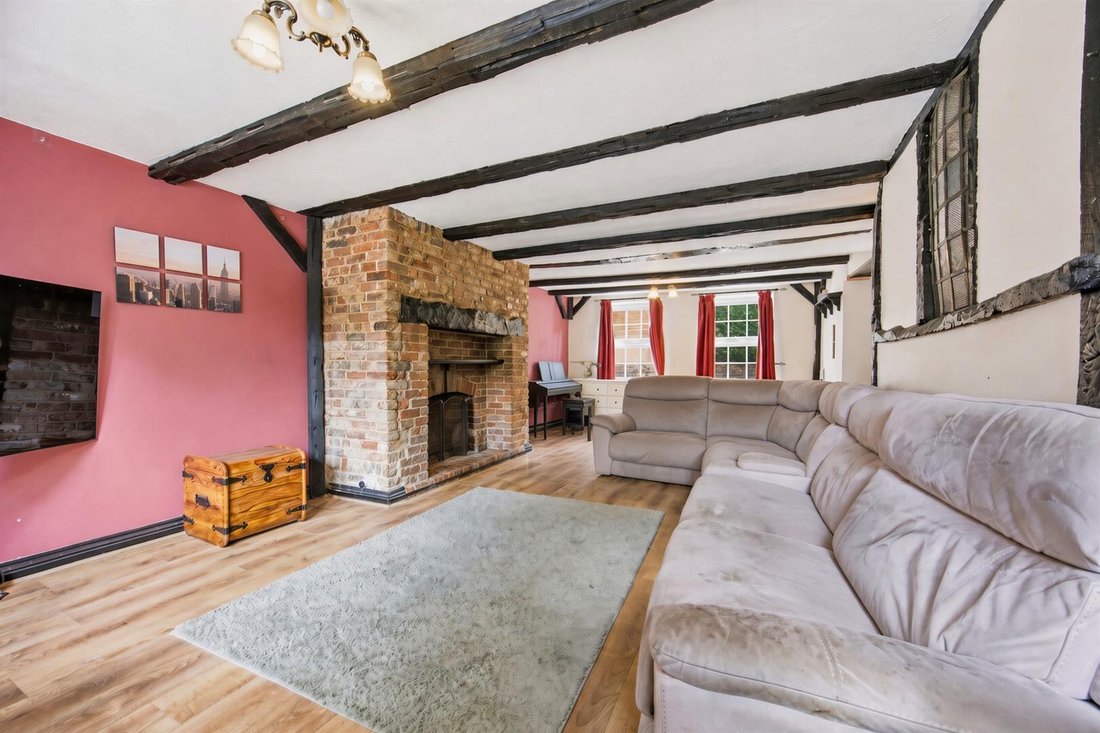 House in Hillingdon, England 2 - 18925609