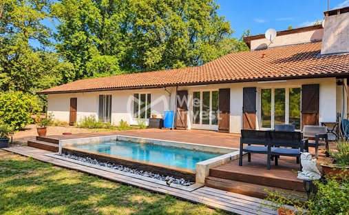 House in Moustey, Nouvelle-Aquitaine, France 1