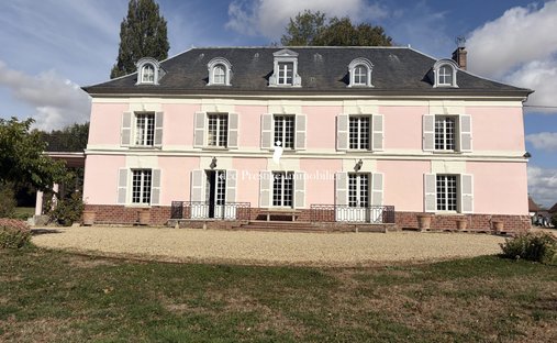 House in Courtacon, Ile-de-France, France 1
