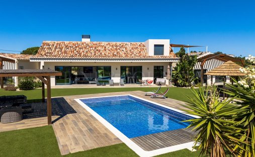House in Lagoa e Carvoeiro, Algarve, Portugal 1