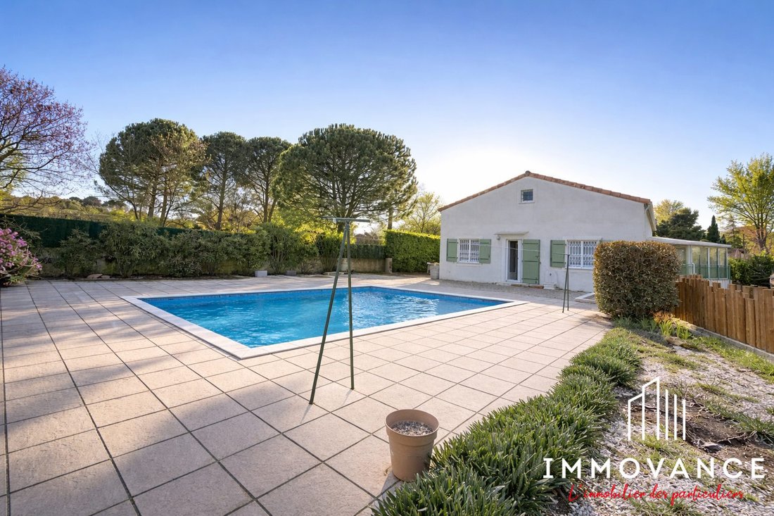 Villa in Nord, Saint-Jean-de-Vedas, France 2 - 18384835