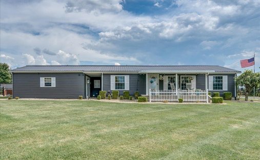 House in Frankfort, Ohio, United States 1
