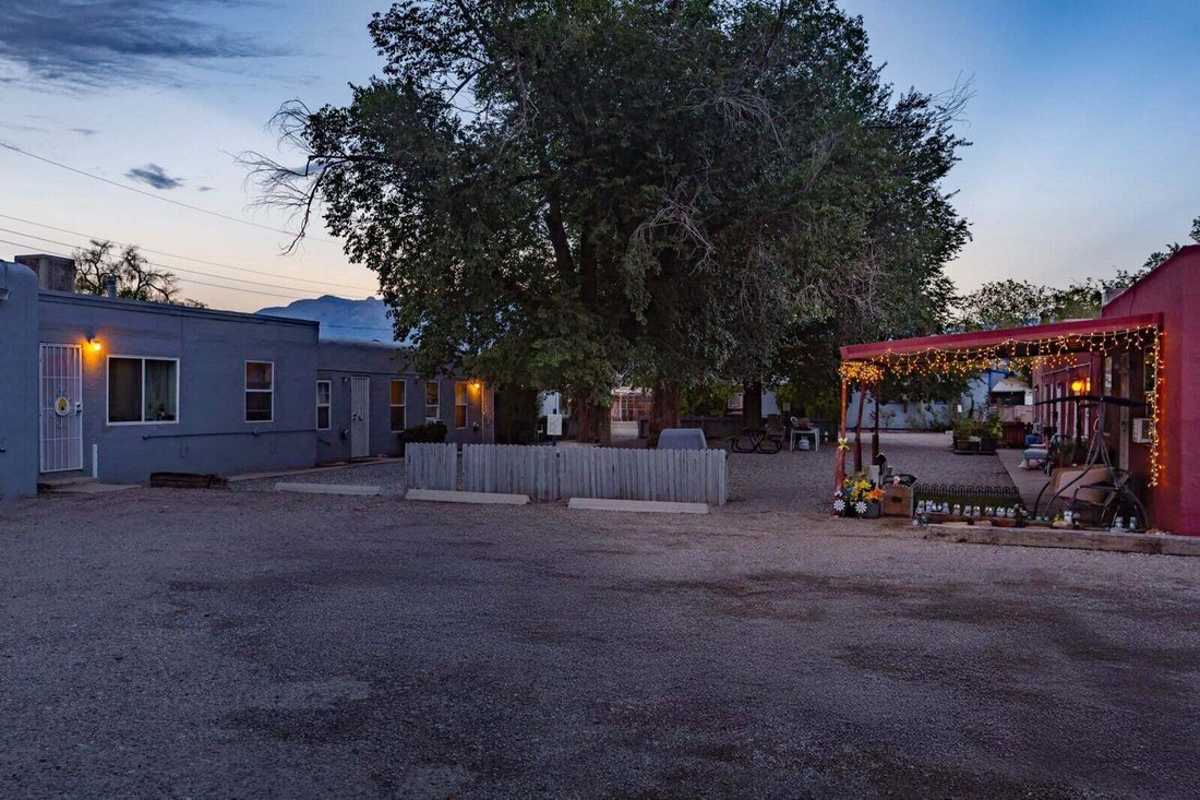 Los Ranchos de Albuquerque, New Mexico, United States 3 - 18925882
