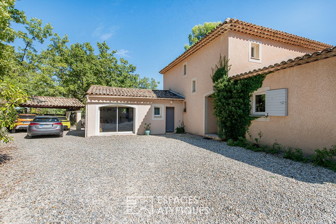Villa in Pierrevert, Provence-Alpes-Côte d'Azur, France 2 - 18927612