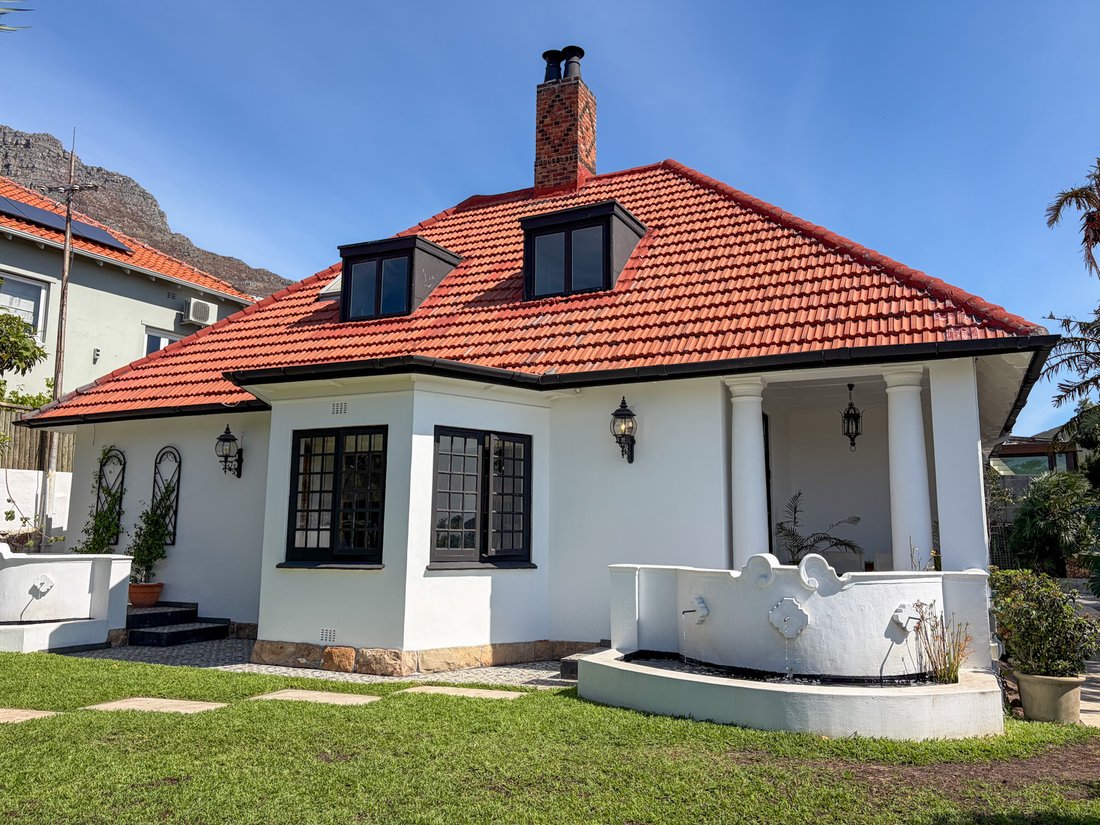 Country House in Oranjezicht, City Bowl, Cape Town 1 - 18927685