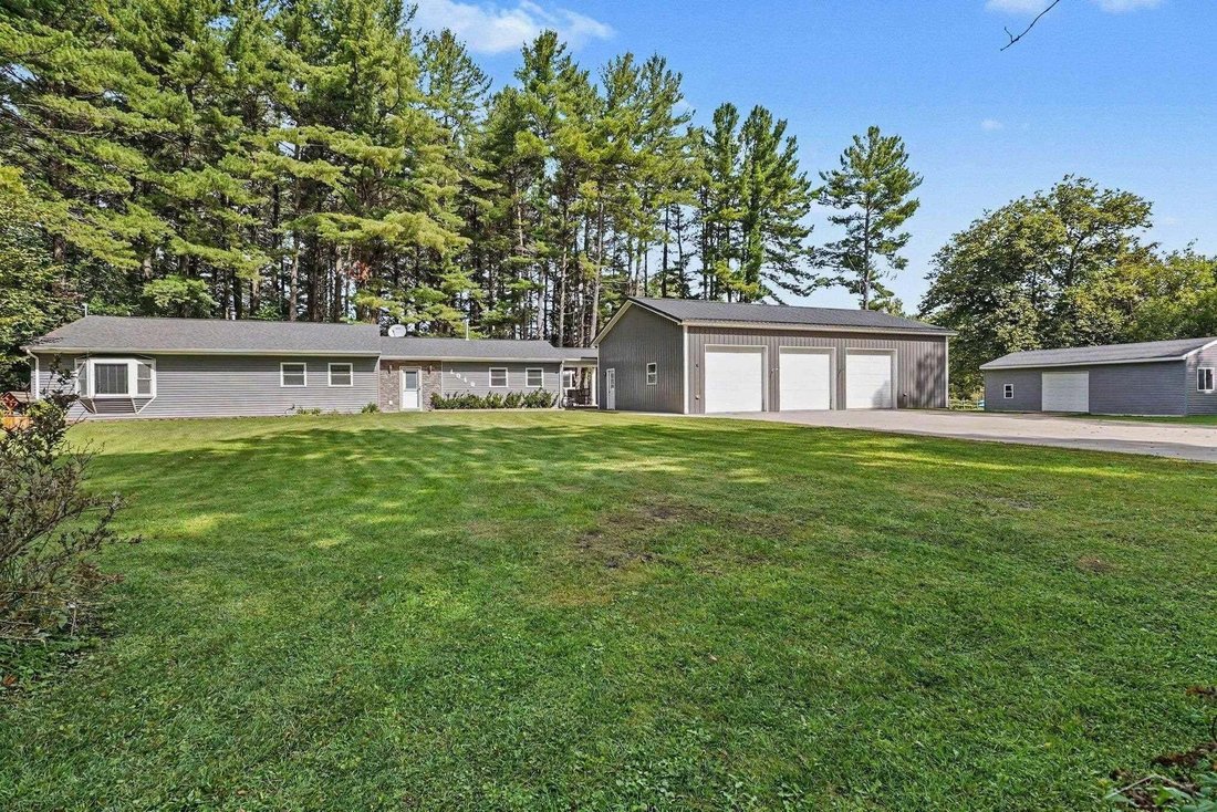 House in West Branch, Michigan, United States 2 - 18926537