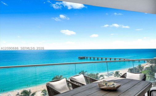 Condo in Golden Beach, Florida, United States 1