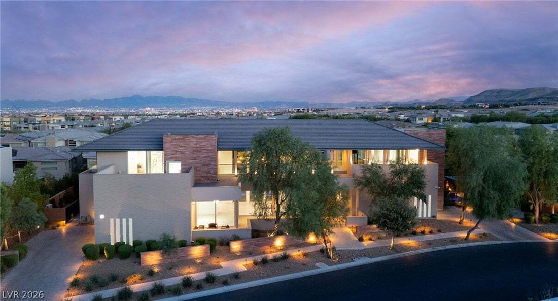 House in Las Vegas, Nevada, United States 1 - 18925671