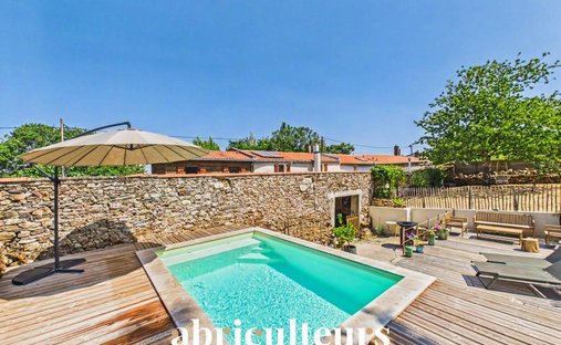House in Le Pellerin, Pays de la Loire, France 1