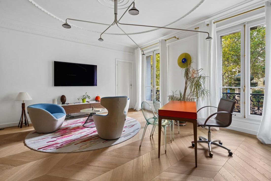 Apartment in Saint Placide, Paris 6e Arrondissement, Paris 2 - 18923972