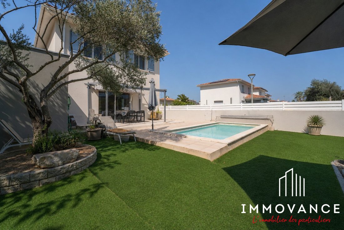 Villa in Zone d'Activité, Vendargues, France 4 - 18385066