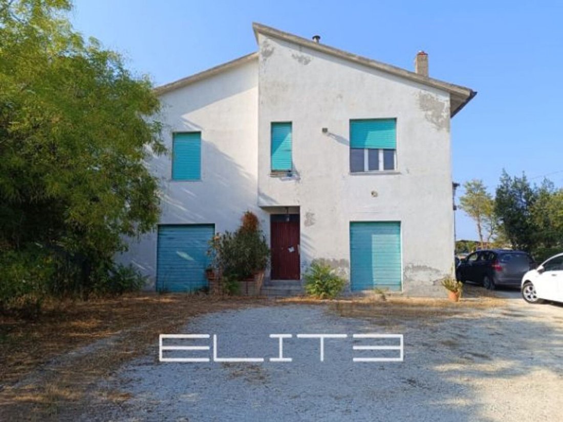 House in Agugliano, Marche, Italy 1 - 18927603