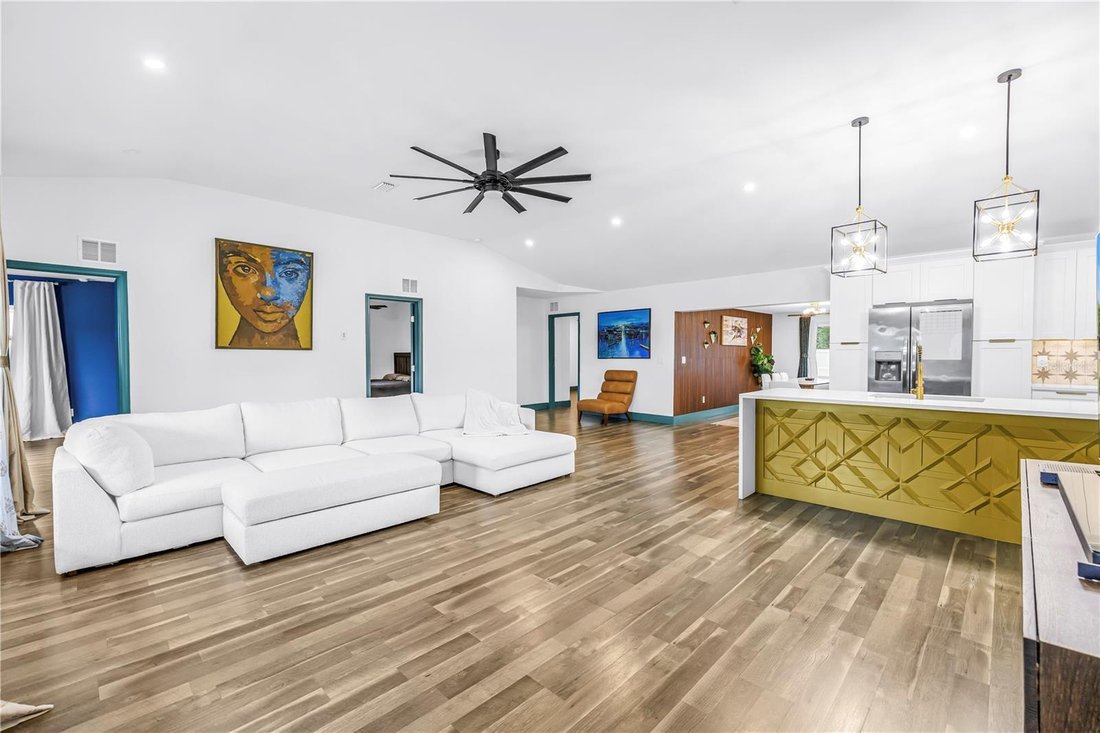 House in St. Petersburg, Florida, United States 3 - 18925735