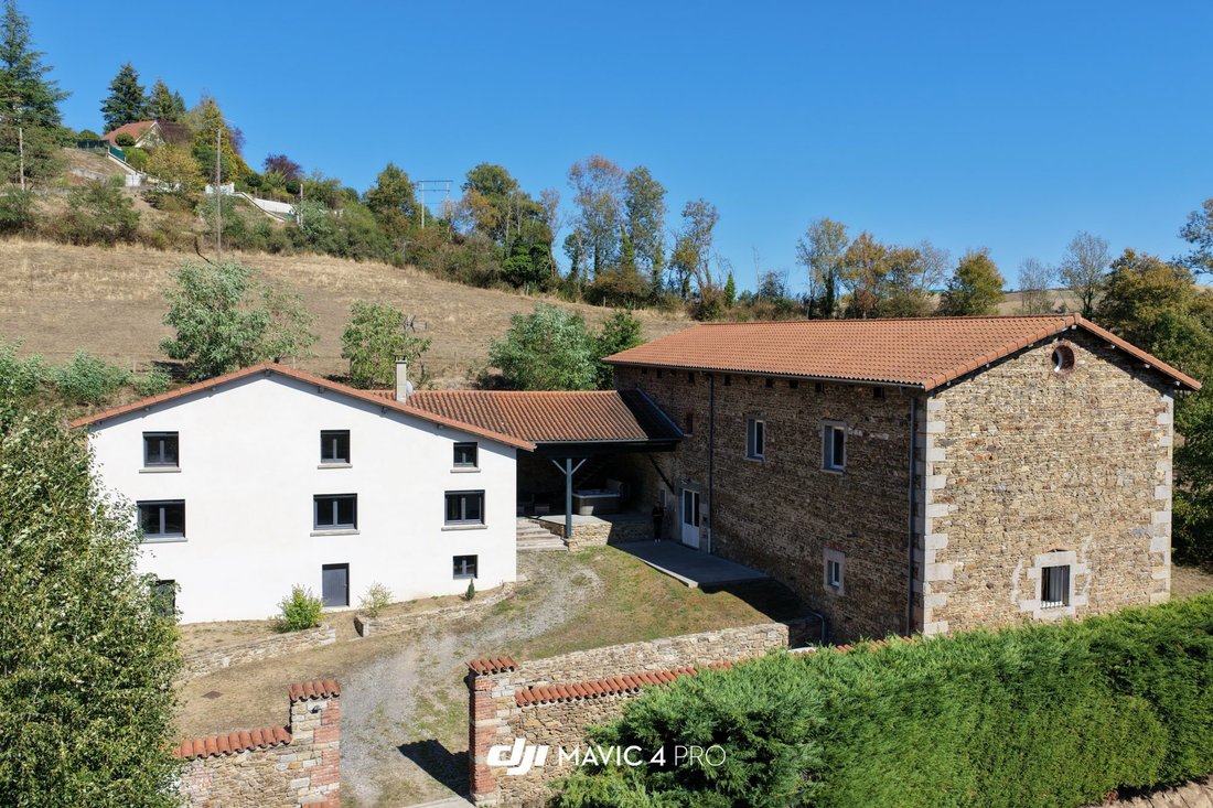 Farm Ranch in Saint-Heand, Auvergne-Rhône-Alpes, France 1 - 18927979