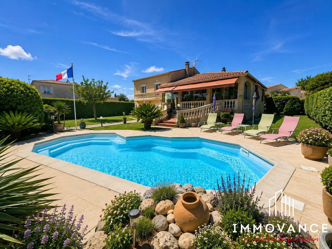Villa in Centre Ville, Fabrègues, France 1 - 18384990